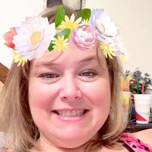 Meet your Posher, Laurie